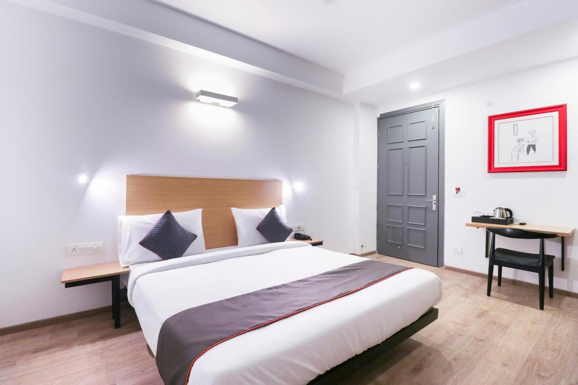 Townhouse Noida Sector 71 Near Iskcon Temple Noida Ξενοδοχείο Indirapuram Εξωτερικό φωτογραφία